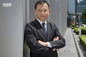 黎辉，正式坐镇瑞幸